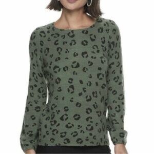 Elle Cheetah Print Green Sweater